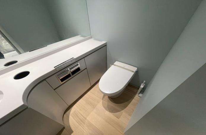 葛西駅徒歩１１分　内装美麗な整体院の居抜き物件！